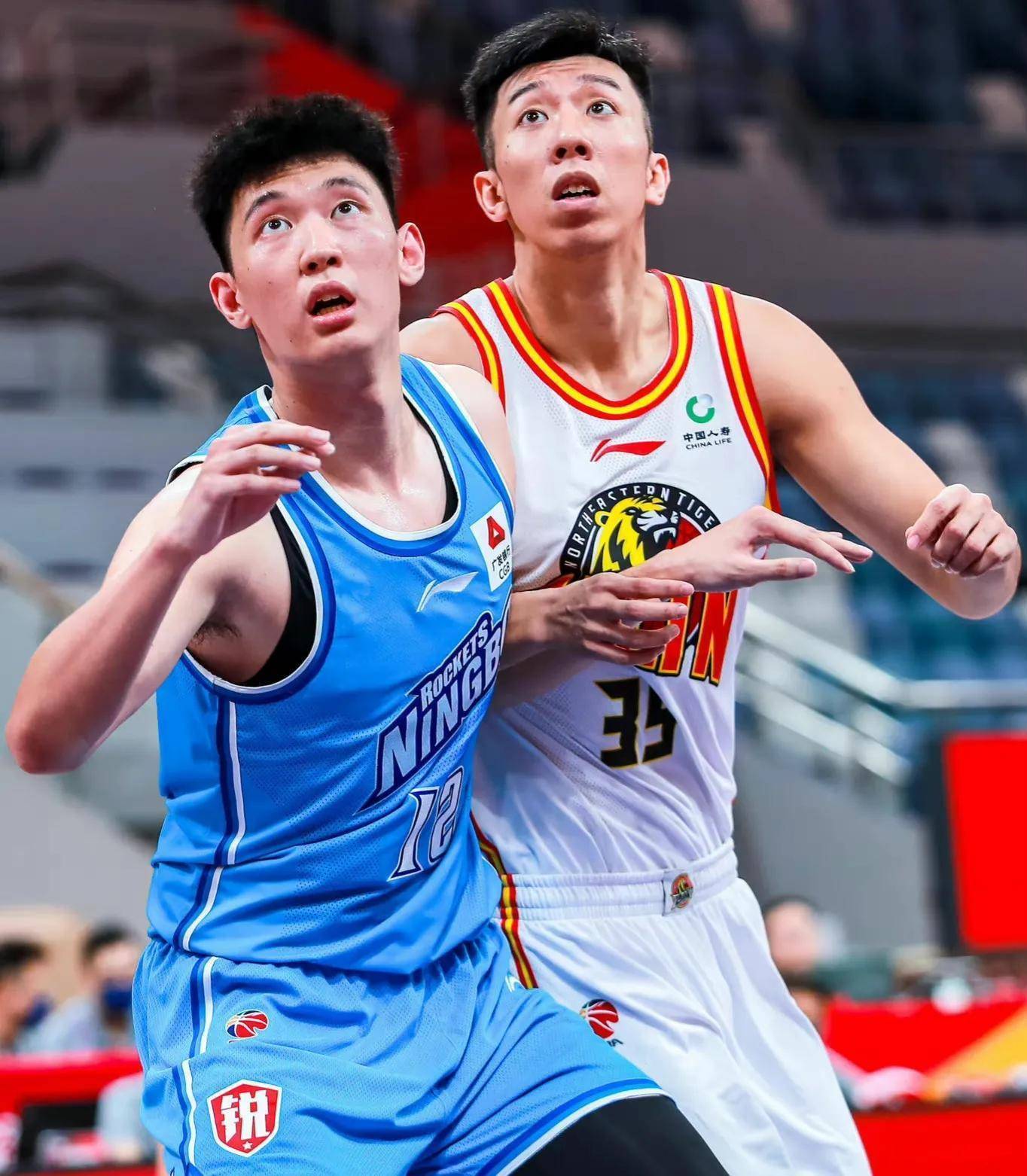 28quan-F1常规赛，中原海豚队与关中铁骑队强势反弹，体能对抗拉满！防守强度拉满的简单介绍