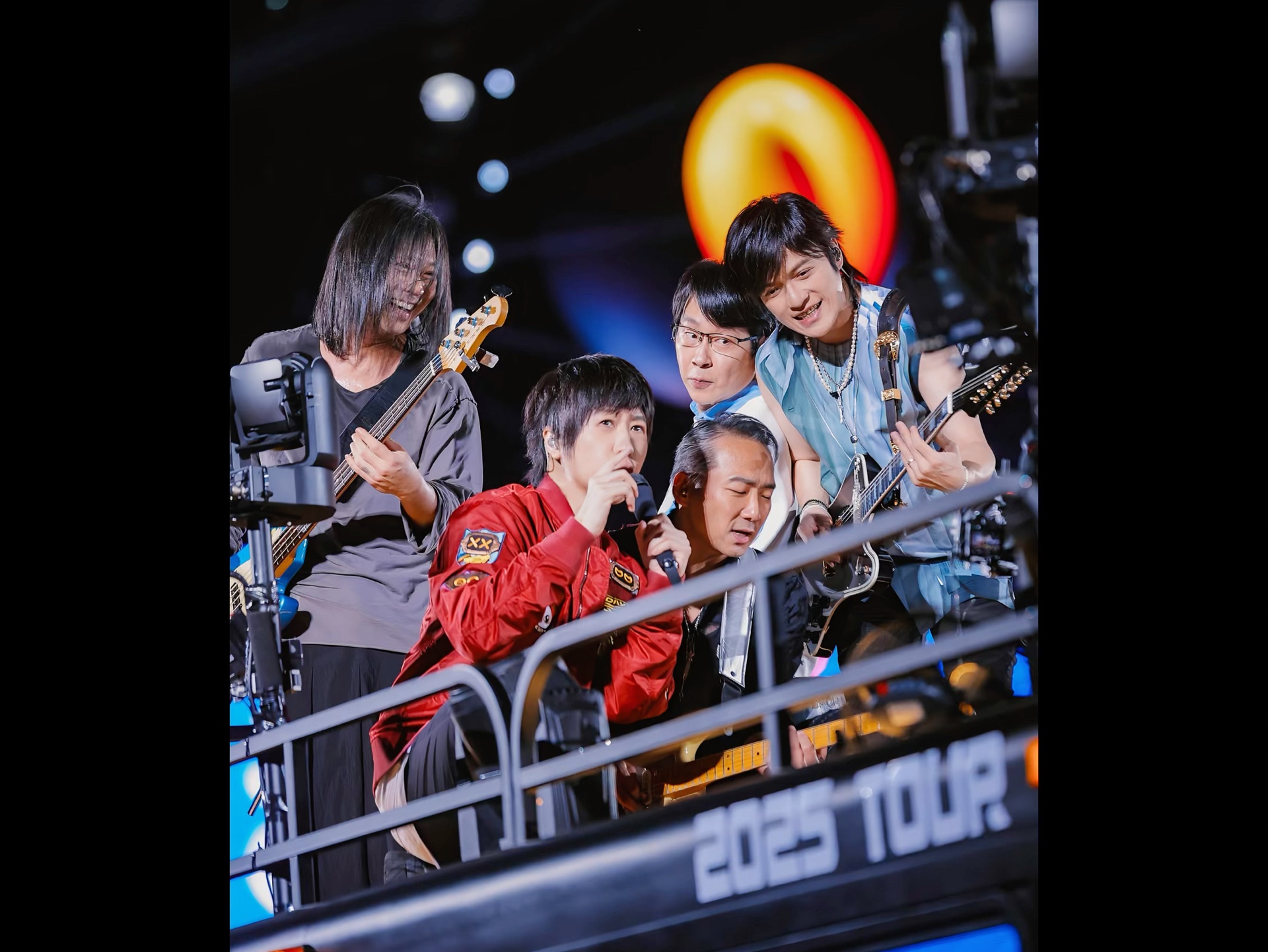 Doinb回归赛场,精彩发挥首场状态亮眼,MAD观众沸腾!的简单介绍 Doinb回归赛场,精彩发挥首场状态亮眼,MAD观众沸腾!的简单介绍