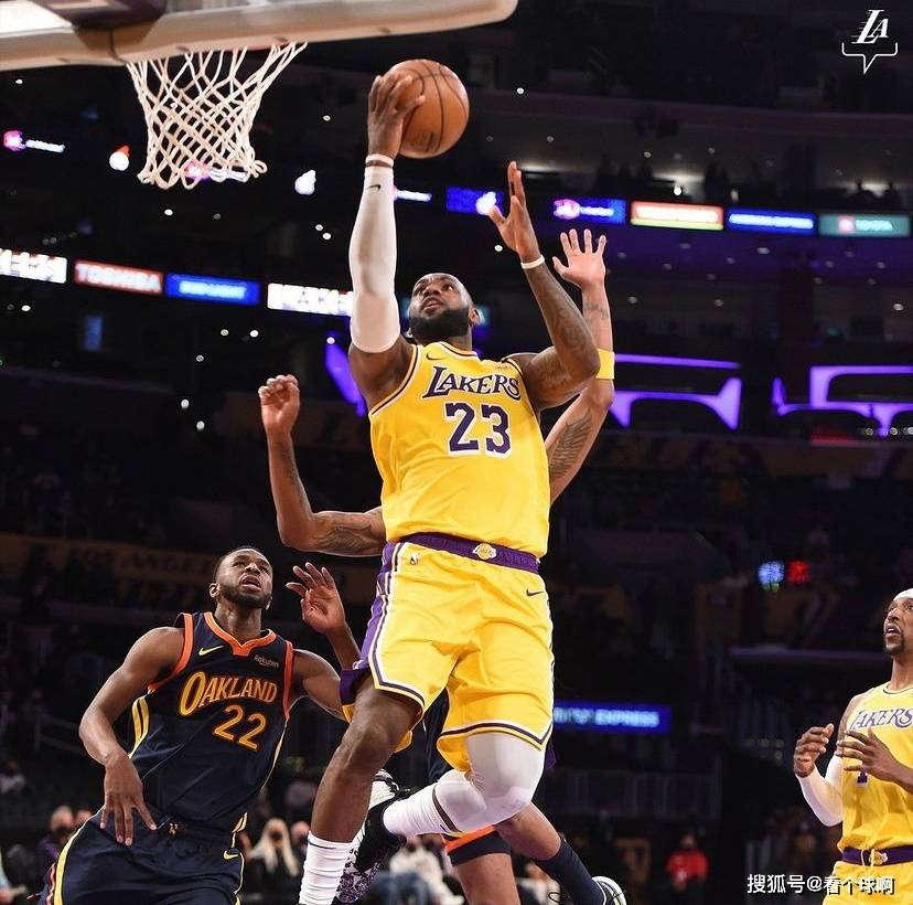 28圈-Uzi在湖人比赛中关键助攻，绝杀引发热议！的简单介绍